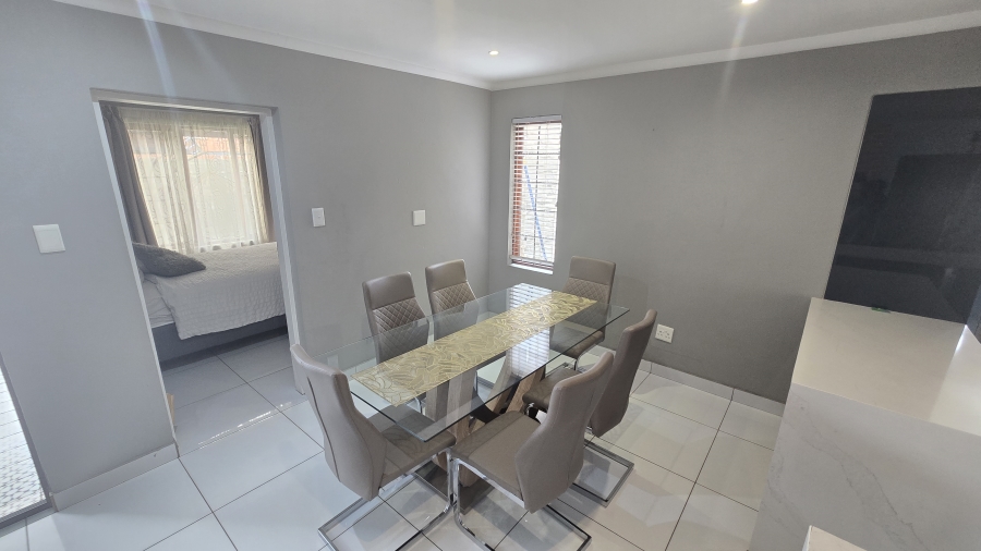 4 Bedroom Property for Sale in Waterval East North West